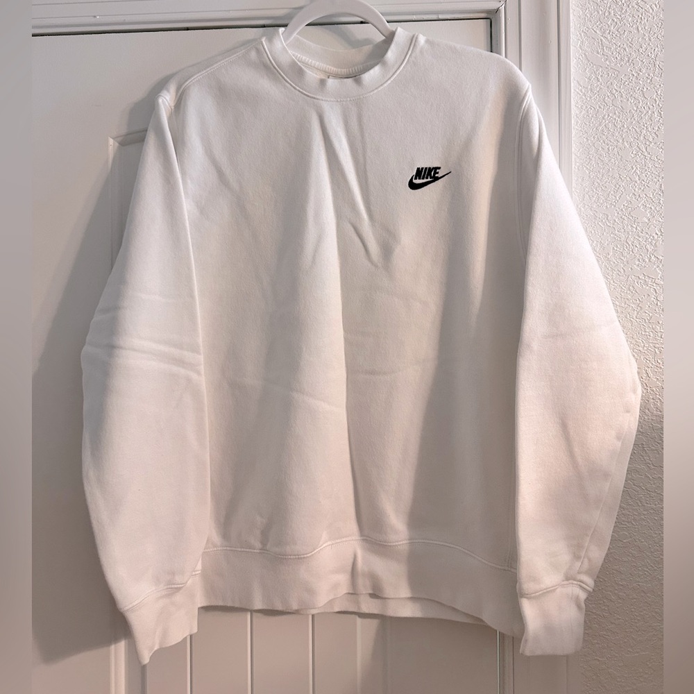 Nike Men's Club Fleece Crewneck Sweatshirt